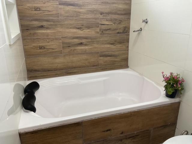 Espaco Alvorada ,Agendamento Das Atividades, Cafe Da Manha ,Banheira E Piscina No Centro Brotas Ngoại thất bức ảnh
